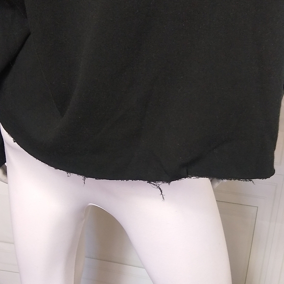 Friends Christmas Sweatshirt SZ XL Ripple Junction 90's Retro Style Crew Neck - Picture 5 of 8